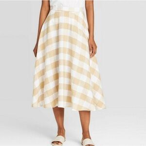 Who What Wear || Tan and white checkered midi skirt